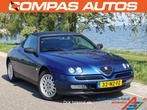 Alfa Romeo Spider 2.0-16V Twin Spark (bj 1997), Voorwielaandrijving, Zwart, 1970 cc, Blauw