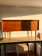 Scandinavisch dressoir met grote lade, Huis en Inrichting, Kasten | Dressoirs, Ophalen, 100 tot 150 cm, Teakhout, Zo goed als nieuw