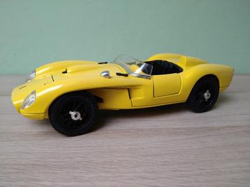 1957 Ferrari Testa Rossa Bburago 1:18 geel beschikbaar voor biedingen