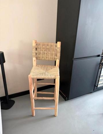 Barkrukken half hoog 4 stuks, eetkamerstoelen beschikbaar voor biedingen
