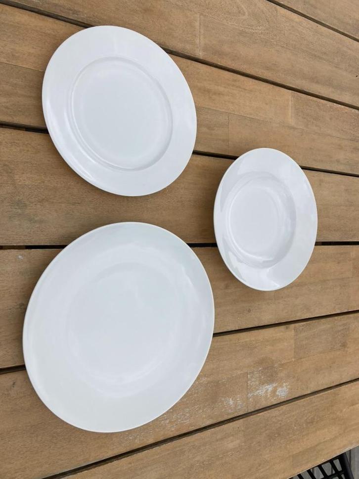 Servies Bitossi, Huis en Inrichting, Keuken | Servies, Zo goed als nieuw, Compleet servies, Effen, Keramiek, Ophalen of Verzenden