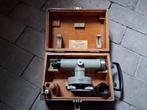 Carl Zeiss nivileerapparaat / waterpasinstrument, Ophalen