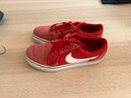 Nike SB rood 38, Nike, Ophalen of Verzenden, Rood, Sneakers of Gympen