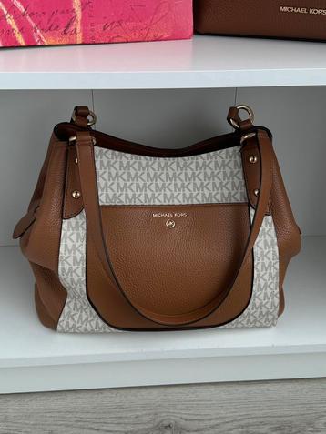 large michael kors bag beschikbaar voor biedingen
