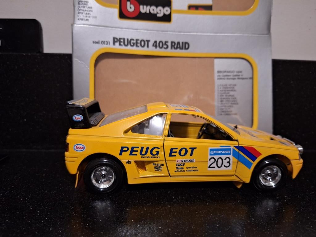 Bburago Peugeot 405 Raid Modelauto, Hobby en Vrije tijd, Modelauto's | 1:18, Zo goed als nieuw, Auto, Bburago, Ophalen of Verzenden