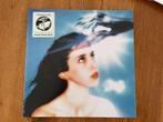 Magdalena Bay - Imaginal Disk white 2 LP, Ophalen of Verzenden, 2000 tot heden, Zo goed als nieuw, 12 inch