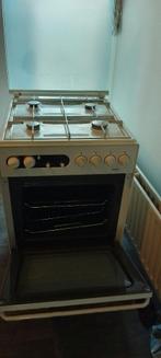 Gasfornuis, Witgoed en Apparatuur, Ophalen, Gebruikt, 4 kookzones, Gas