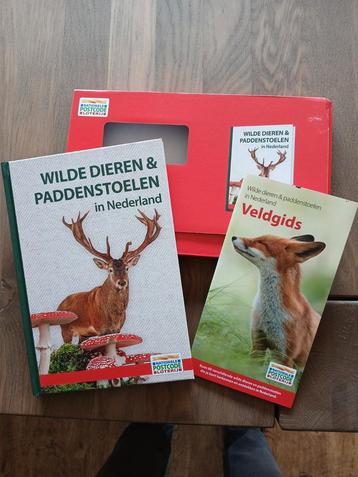 Te koop, boekje plus wildgids. beschikbaar voor biedingen