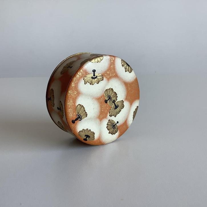 Coty l'Origan antieke poederdoos ontwerp Lalique, Verzamelen, Parfumverzamelingen, Parfumfles, Ophalen of Verzenden