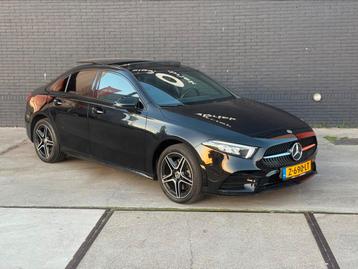 Mercedes-Benz A-Klasse A250e 218pk Plug-in AMG 2021 Zwart beschikbaar voor biedingen