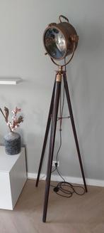 Eichholtz Shippers industriële driepoot theaterlamp filmspot, Huis en Inrichting, Lampen | Vloerlampen, Industrieel, 150 tot 200 cm