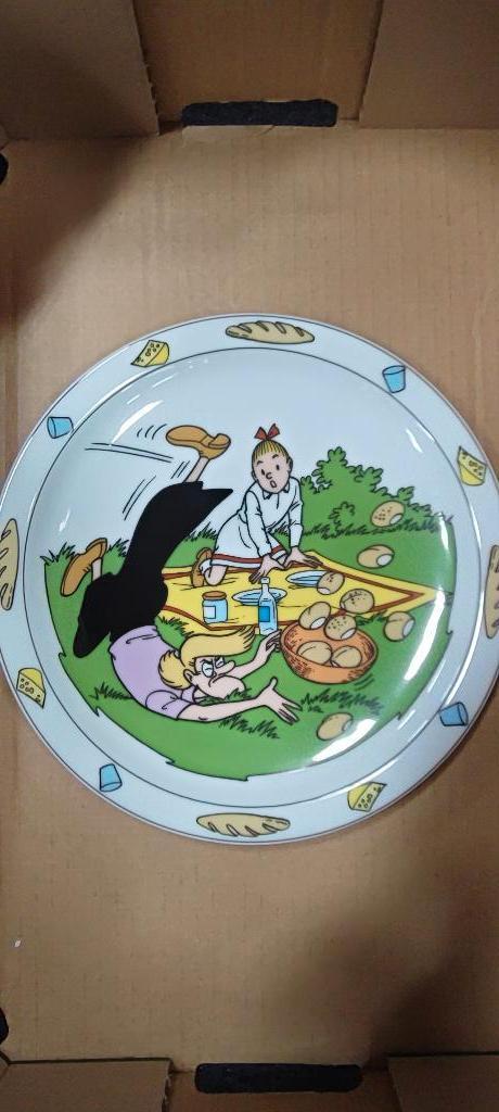 Suske en Wiske borden divers, Verzamelen, Stripfiguren, Ophalen of Verzenden, Suske en Wiske, Zo goed als nieuw, Gebruiksvoorwerp