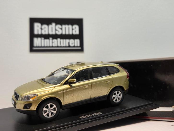 Volvo XC60 Lime green - 1:43 Motorart, Hobby en Vrije tijd, Modelauto's | 1:43, Zo goed als nieuw, Auto, Ophalen of Verzenden