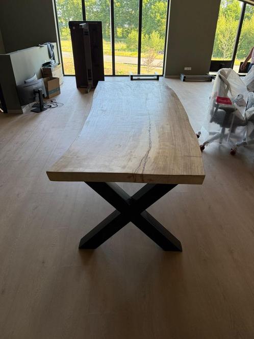 Stamboomtafel van suar hout, Huis en Inrichting, Tafels | Eettafels, Gebruikt, 100 tot 150 cm, 200 cm of meer, Vijf personen of meer
