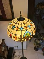 Nette Tiffany vloerlamp 175 cm hoog, Nieuw, Ophalen of Verzenden, Glas, Tiffany