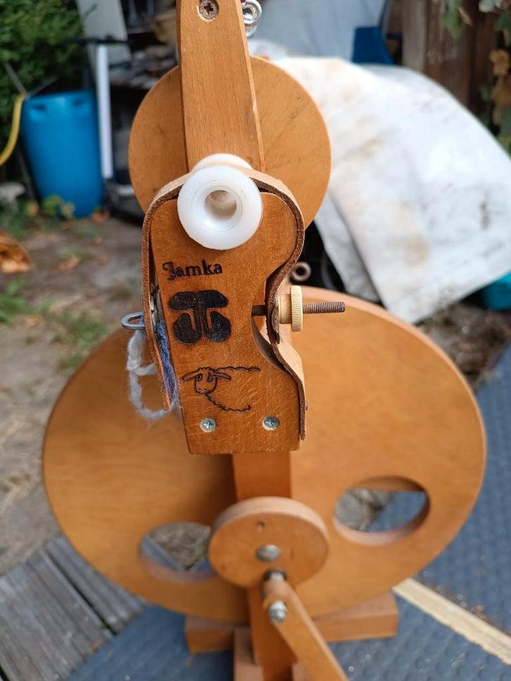 Vintage Jamka Spinnewiel - Handgemaakt, Hobby en Vrije tijd, Spinnewielen en Spinnen, Gebruikt, Spinnewiel, Ophalen