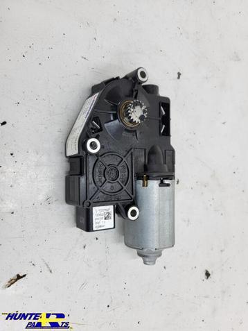 Schuifdak motor Volvo V60 I ('10-'18) 1736847 beschikbaar voor biedingen