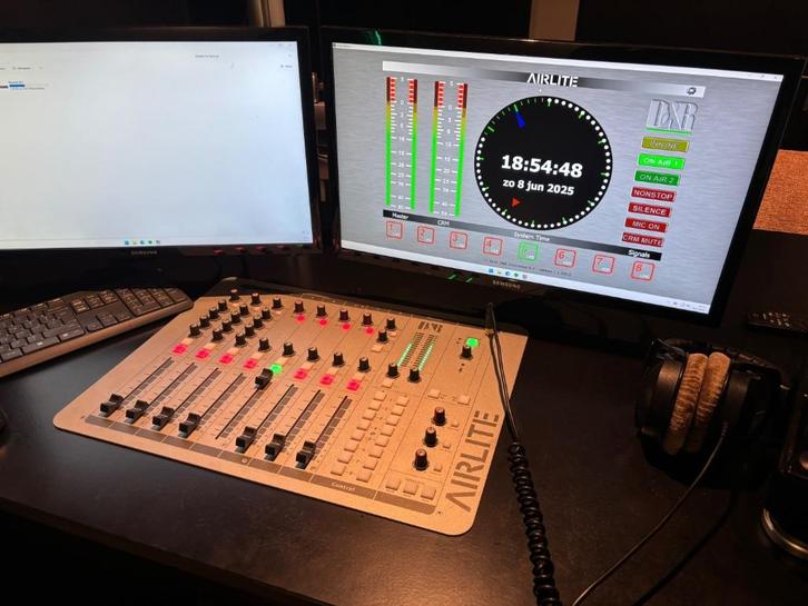 D&R Airlite, Muziek en Instrumenten, Mengpanelen, Zo goed als nieuw, 5 tot 10 kanalen, Microfooningang, Ophalen of Verzenden