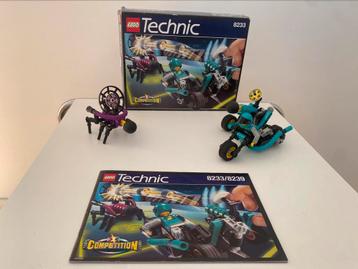 Lego Technic 8233/8239 Blue Thunder vs. the Stinger beschikbaar voor biedingen