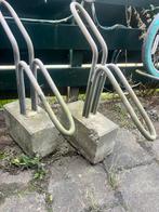 Fietsenrek in betontegel 30x15 - 2 stuks, Ophalen, Gebruikt