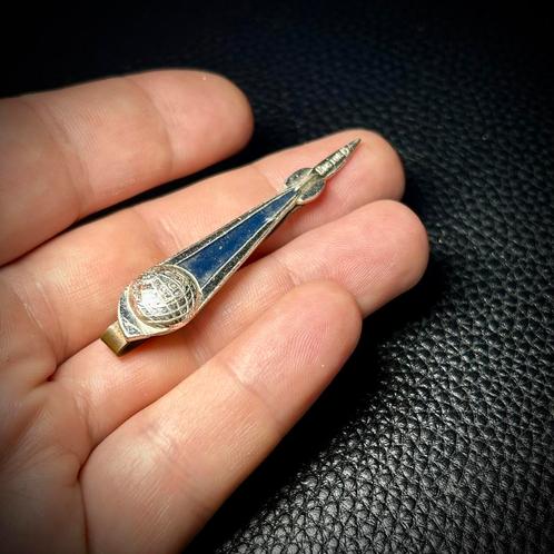 Vintage Stropdasclip – Vostok Raket uit het Sovjet-ruimtewe…, Verzamelen, Militaria | Algemeen, Embleem of Badge, Ophalen of Verzenden