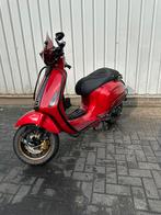 Vespa sprint 4t2v 50cc. Custom kleur lamborghini, Ophalen, Gebruikt, Overige modellen, Maximaal 45 km/u