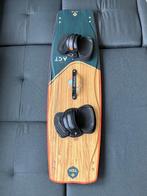 TEN Kiteboard The Act V2 (129x38), Ophalen, Zo goed als nieuw, Board