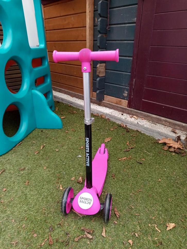 Roze Kinderstep 3 wieler - Activesport, Kinderen en Baby's, Speelgoed | Buiten | Voertuigen en Loopfietsen, Gebruikt, Overige typen
