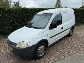 Opel Combo 1.6 benzine Mileuzonevrij! Bestelauto beschikbaar voor biedingen