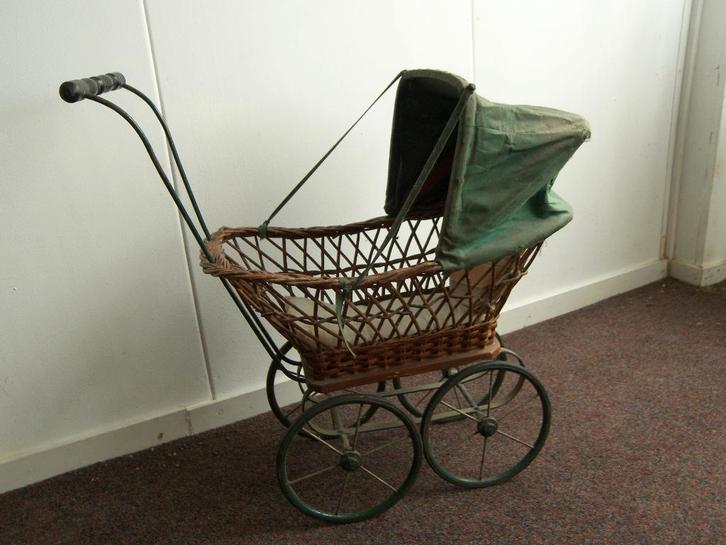 antiek speelgoed poppenwagen 1880, Antiek en Kunst, Antiek | Speelgoed, Ophalen