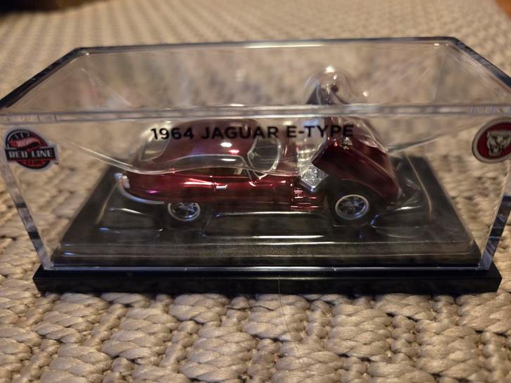 Hot Wheels 1964 Jaguar E-Type Red Line Club, Hobby en Vrije tijd, Modelauto's | Overige schalen, Nieuw, Auto, Ophalen of Verzenden
