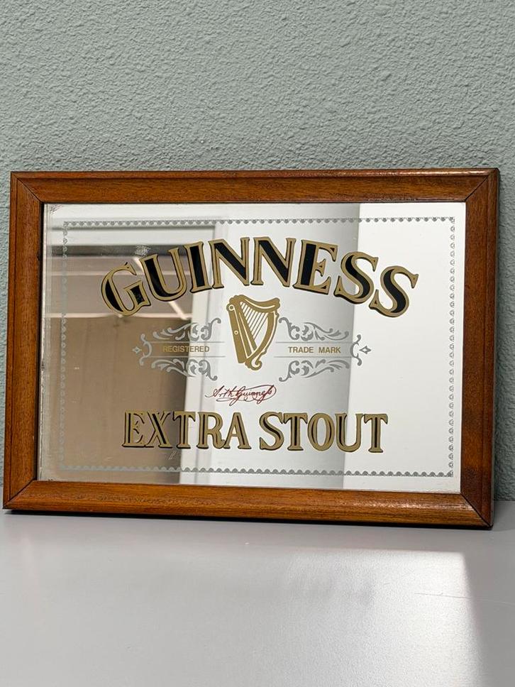 Guinness Extra Stout bier biermerk reclamebord bord spiegel, Verzamelen, Biermerken, Zo goed als nieuw, Reclamebord, Plaat of Schild