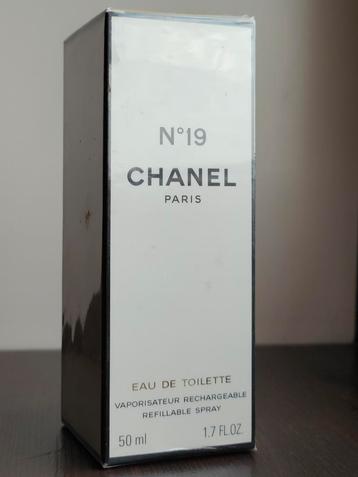 Chanel No 19 eau de toilette 50ml - Nieuw Vintage 2004 beschikbaar voor biedingen
