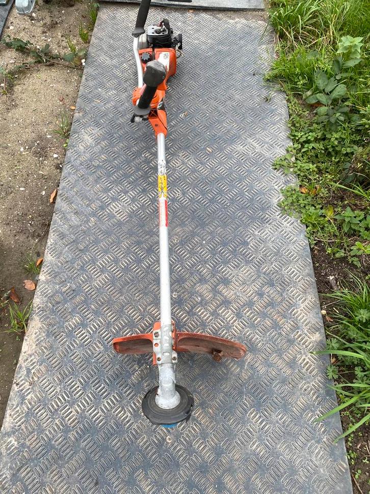 Diverse benzine bosmaaiers o.a.Husqvarna, Stihl, Blackline, Tuin en Terras, Bosmaaiers, Gebruikt, Benzine, Ophalen of Verzenden
