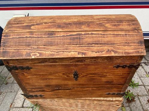 diverse rieten en houten kisten/manden, Huis en Inrichting, Woonaccessoires | Kisten, Gebruikt, 50 tot 75 cm, Minder dan 50 cm