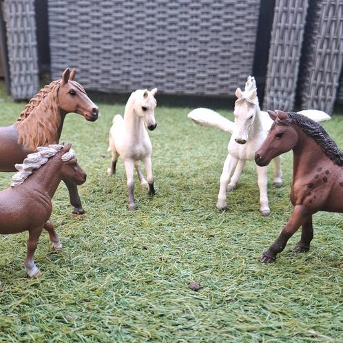 Schleich paarden/ponys, Verzamelen, Dierenverzamelingen, Zo goed als nieuw, Beeldje of Figuurtje, Paard, Ophalen