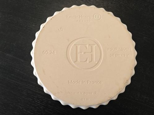 Emile Henry France Deep Tart Dish - 24 cm, Huis en Inrichting, Keuken | Servies, Nieuw, Overige stijlen, Glas, Ophalen of Verzenden