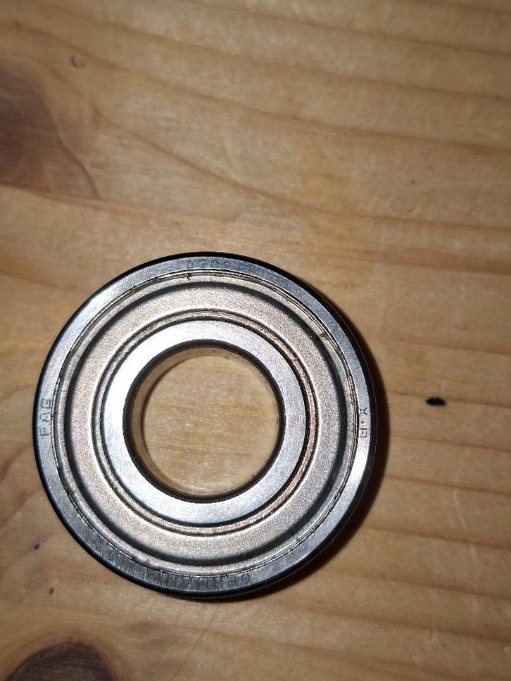 kogellager fag type 6202 nieuw nog 200 stuks vrgpr 2 euro, Doe-het-zelf en Verbouw, Gereedschap | Machine-onderdelen en Toebehoren