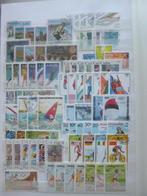 Dik stockboek 64 pagina's veel Postfris en heel modern serie, Postzegels en Munten, Postzegels | Volle albums en Verzamelingen