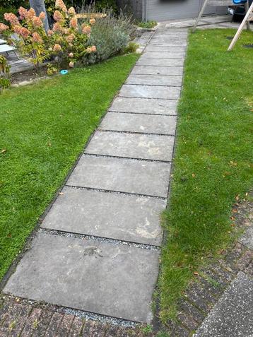 17 stuks Chinees hardstenen tegels antraciet afm.100x50x3 cm beschikbaar voor biedingen