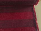 Danish Art Weaving Beckershof; paarsrood; restant meubelstof, Hobby en Vrije tijd, Stoffen en Lappen, Wol, 120 cm of meer, Paars