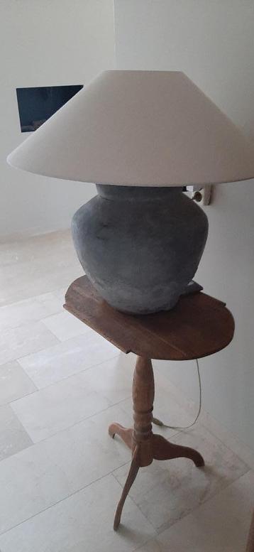 lamp beschikbaar voor biedingen