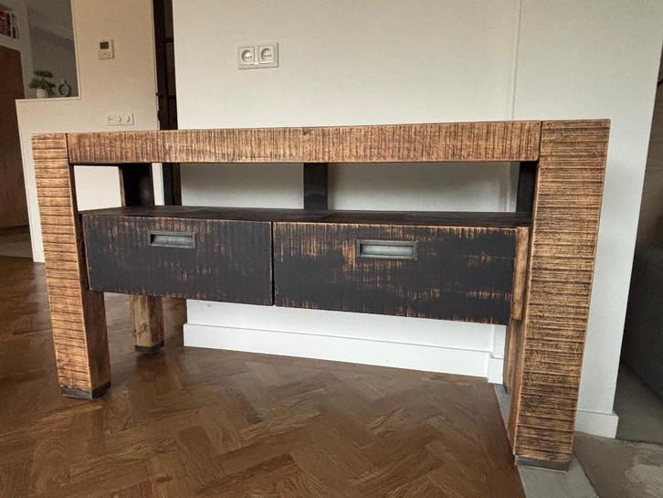 Robuuste houten side table met laden, Huis en Inrichting, Tafels | Sidetables, Zo goed als nieuw, 25 tot 50 cm, 100 tot 150 cm