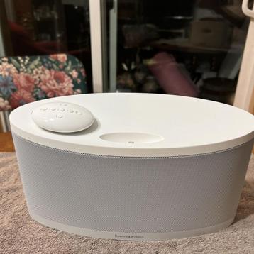 Bower en Wilkens Z2 speaker met iPhone Dock Wit nu voor €45 beschikbaar voor biedingen