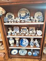 Kast vol o.a. Delfts Blauw, Borden, Antieke kopjes, bekers., Antiek en Kunst, Antiek | Keramiek en Aardewerk, Ophalen