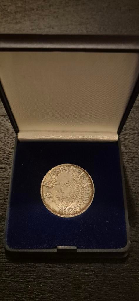 Van Gogh vijfje, Postzegels en Munten, Ophalen, Koningin Beatrix, Euro's