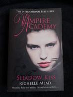 Richelle Mead, Vampire Acadamy, Shadow Kiss, Boeken, Ophalen of Verzenden, Gelezen