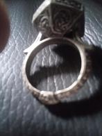 Antiek zilver ring met edelsteen, Met edelsteen, Ophalen of Verzenden, Zilver, Ring