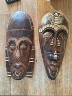 Twee Afrikaanse houten maskers, Ophalen of Verzenden