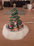 Kerst tafereel kerstboom met treintje kerstdorp miniatuur, Ophalen of Verzenden
